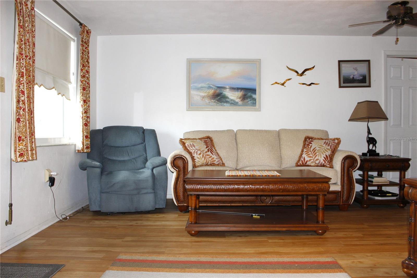 Image 9 of 50 For 3151 Wellington Drive