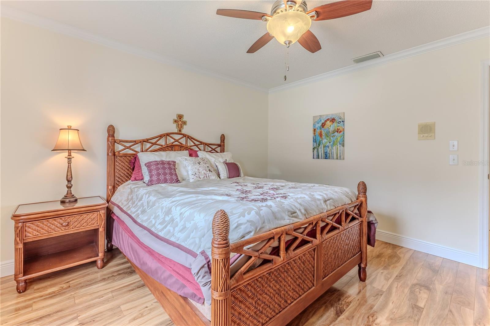 Image 33 of 60 For 2481 Whispering Pines Court