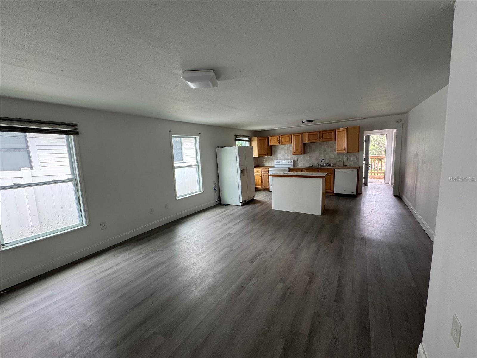 Image 15 of 29 For 221 Highland Street