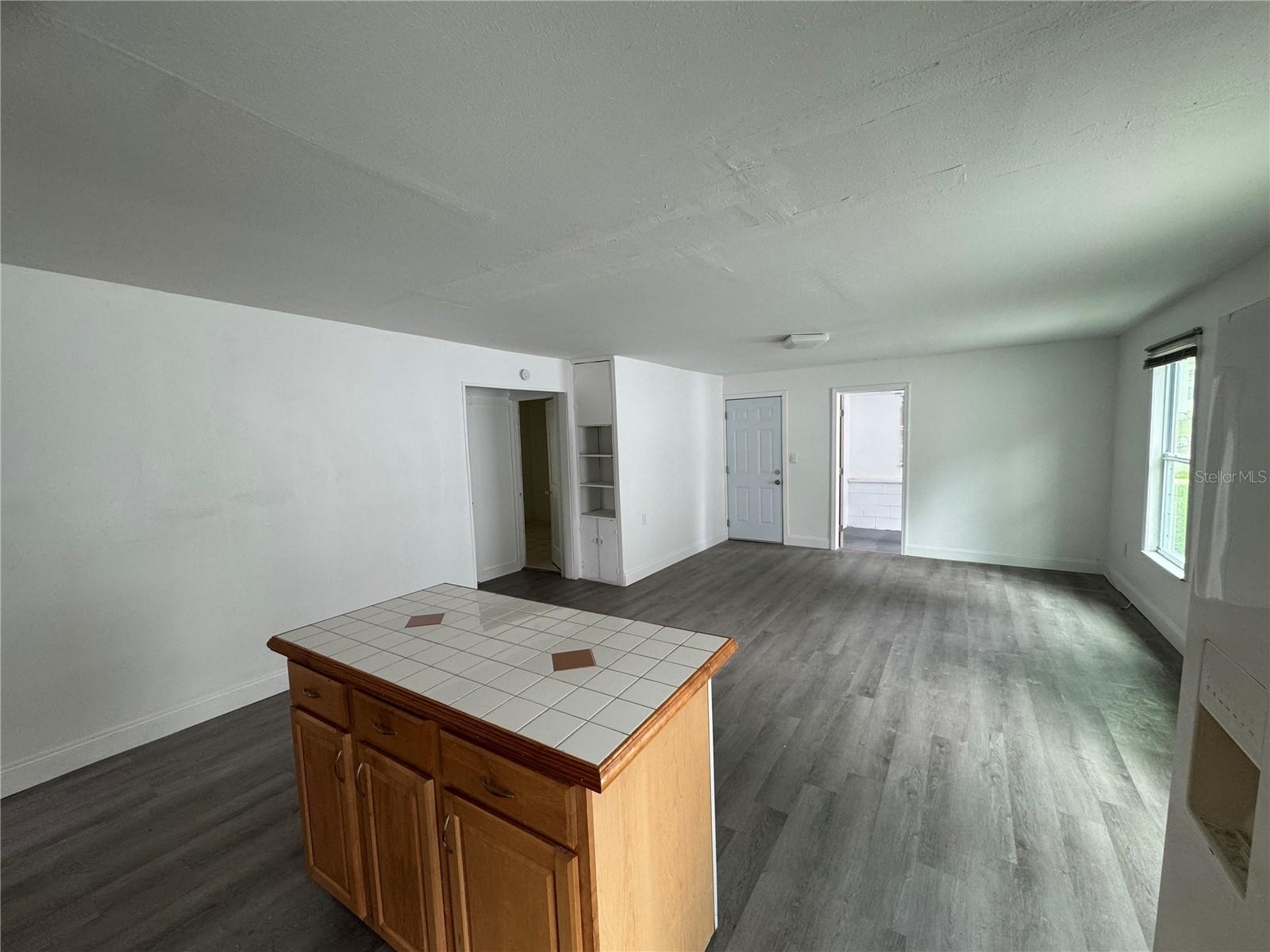 Image 16 of 29 For 221 Highland Street