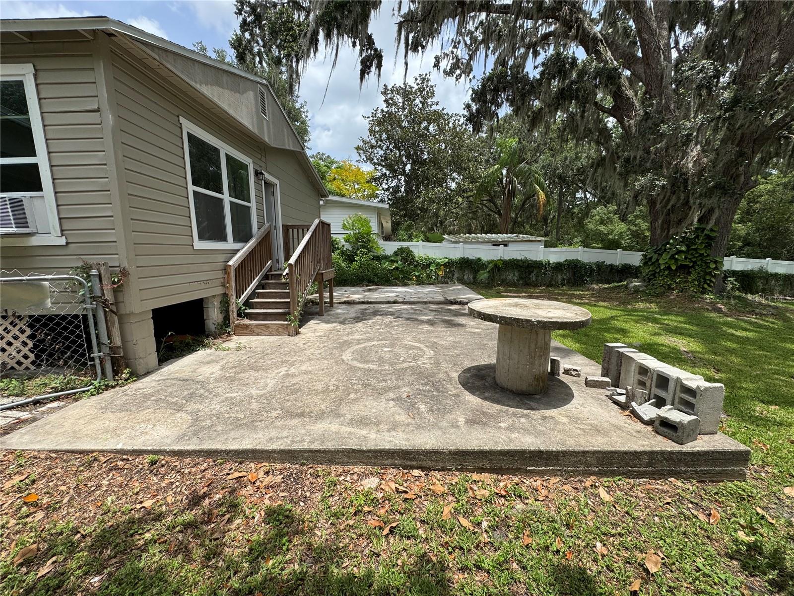 Image 8 of 29 For 221 Highland Street