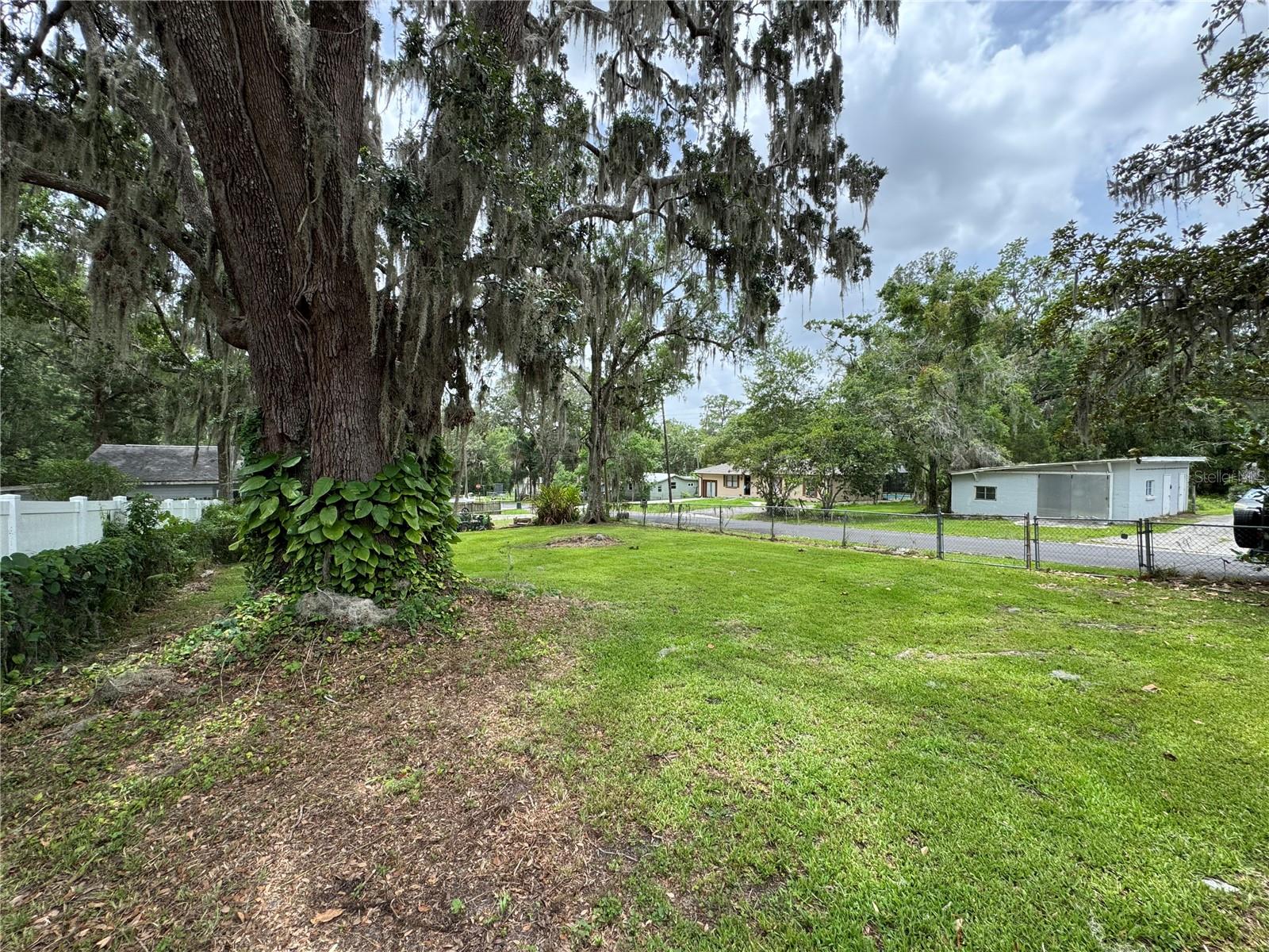 Image 9 of 29 For 221 Highland Street