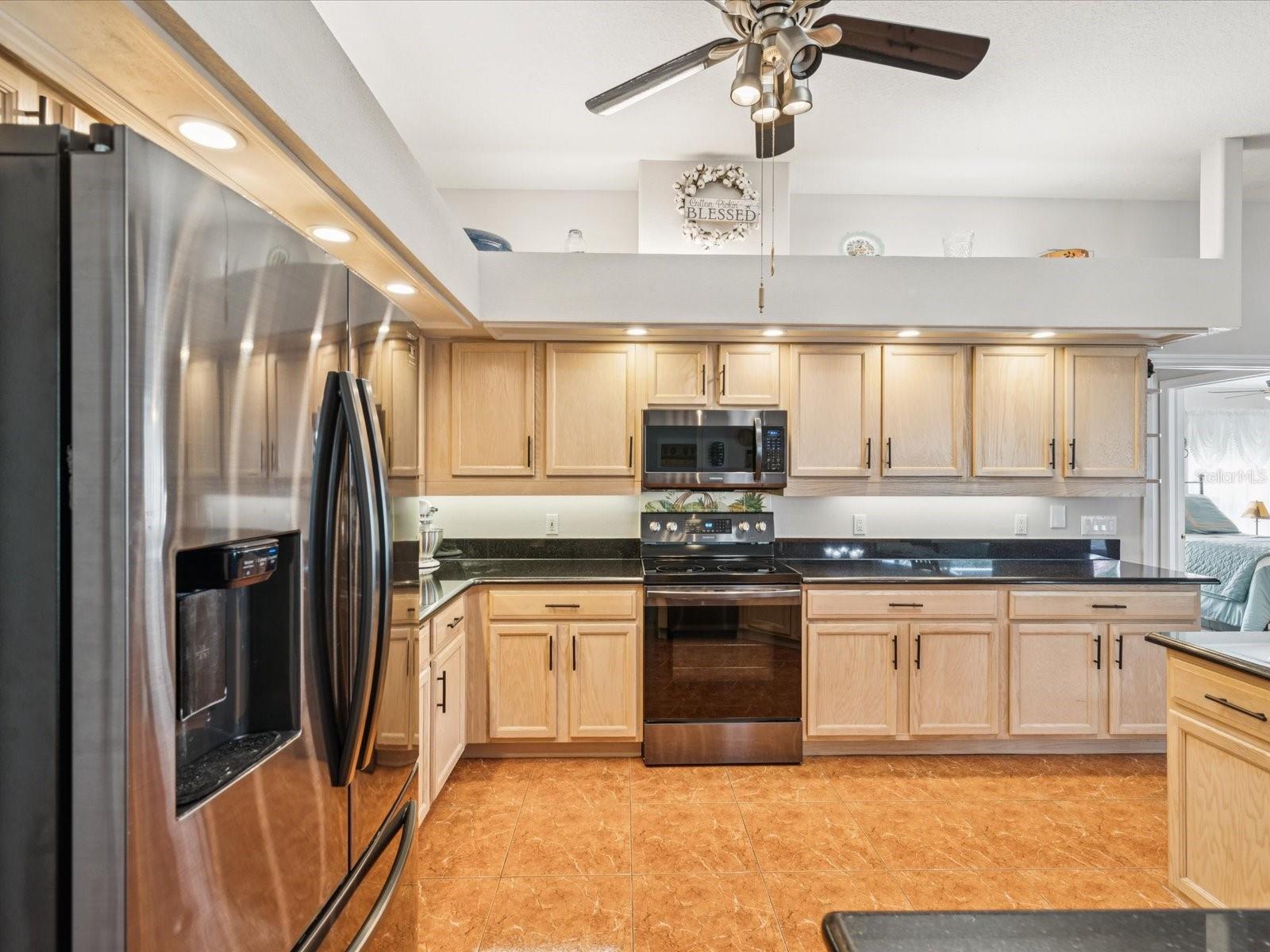 Image 14 of 68 For 18845 Fairway Green Drive