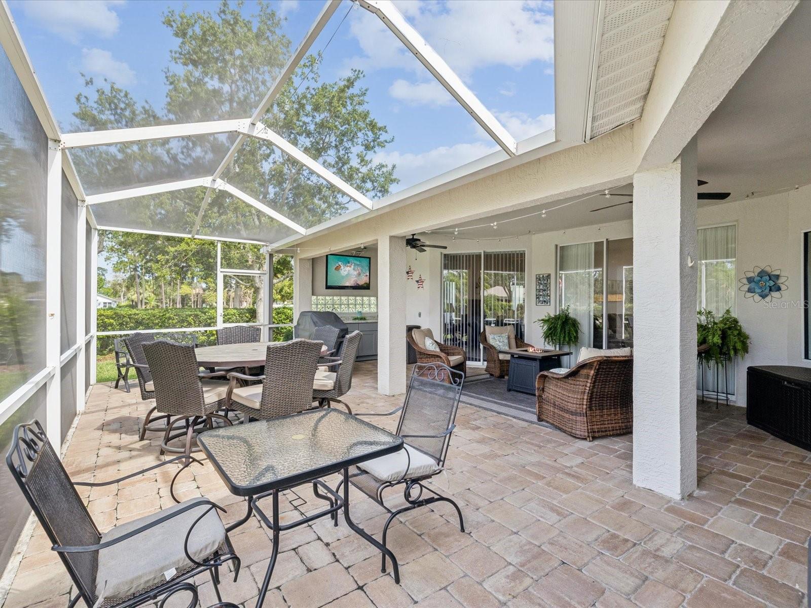 Image 43 of 68 For 18845 Fairway Green Drive