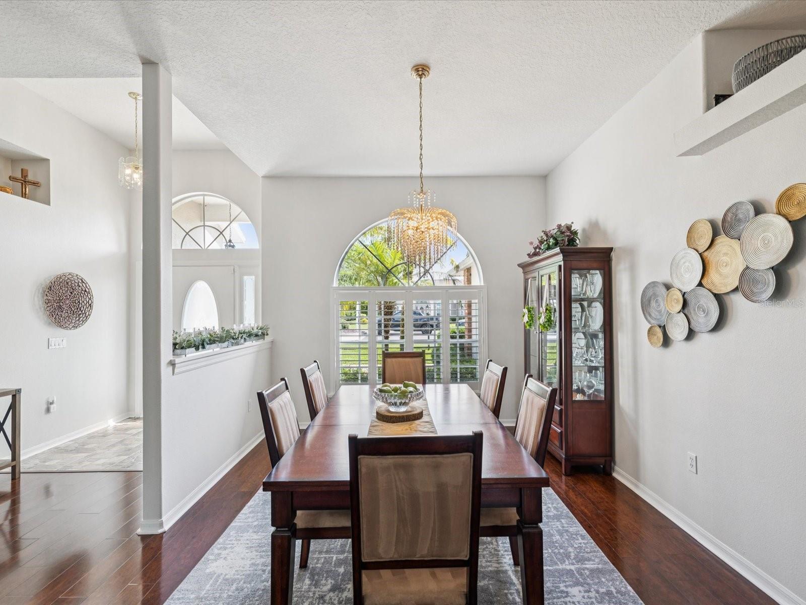Image 7 of 68 For 18845 Fairway Green Drive