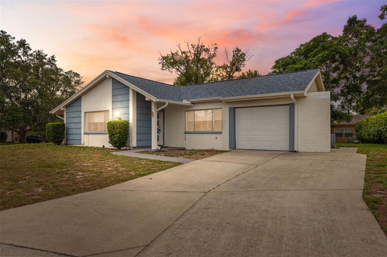 Details for 13001 Sawmill Way, HUDSON, FL 34667