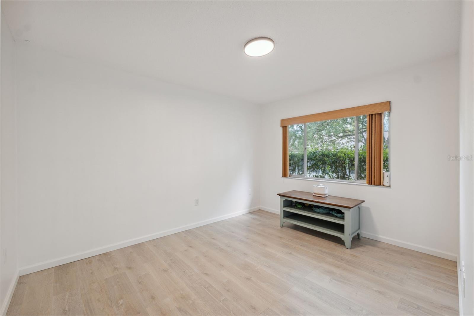 Image 26 of 43 For 13001 Sawmill Way