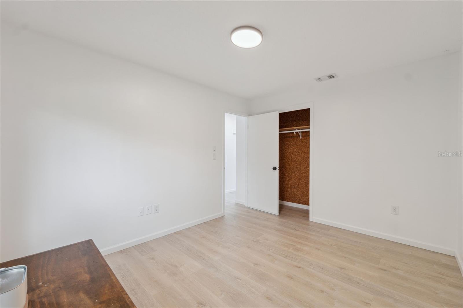 Image 27 of 43 For 13001 Sawmill Way