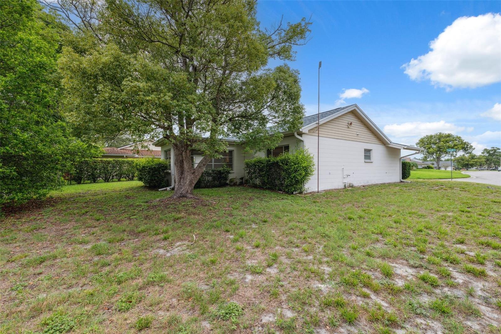 Image 34 of 43 For 13001 Sawmill Way