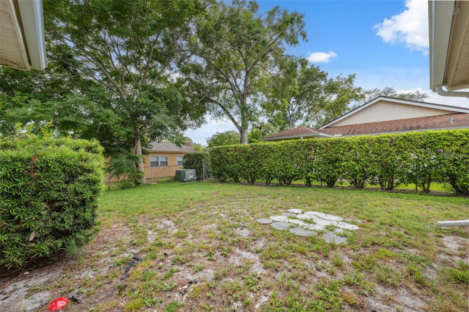 Image 35 of 43 For 13001 Sawmill Way