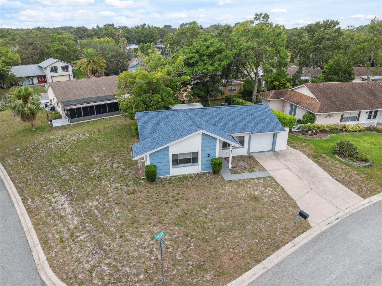 Image 5 of 43 For 13001 Sawmill Way