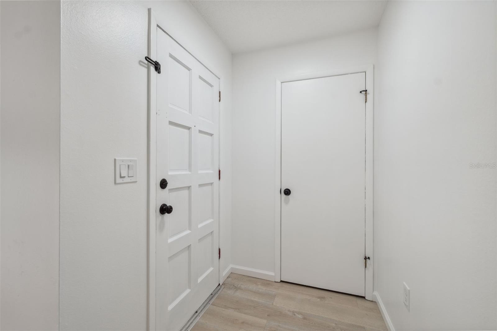 Image 9 of 43 For 13001 Sawmill Way