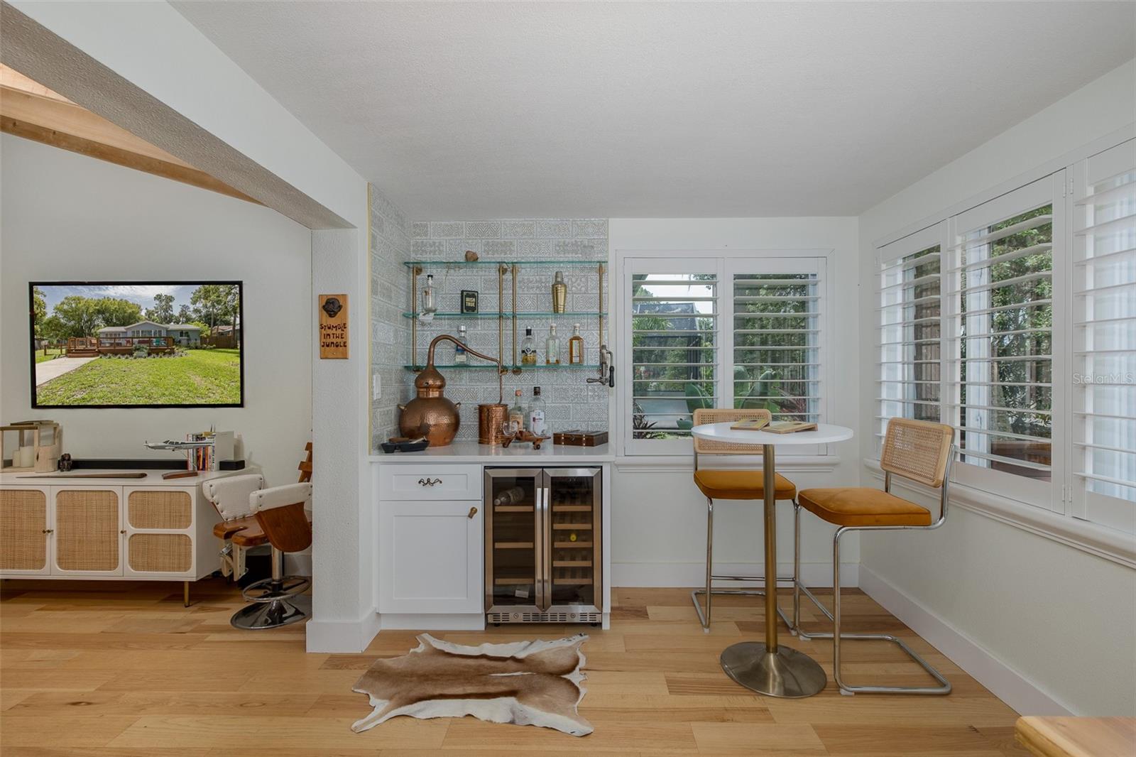 Listing photo id 23 for 7424 Grand Boulevard