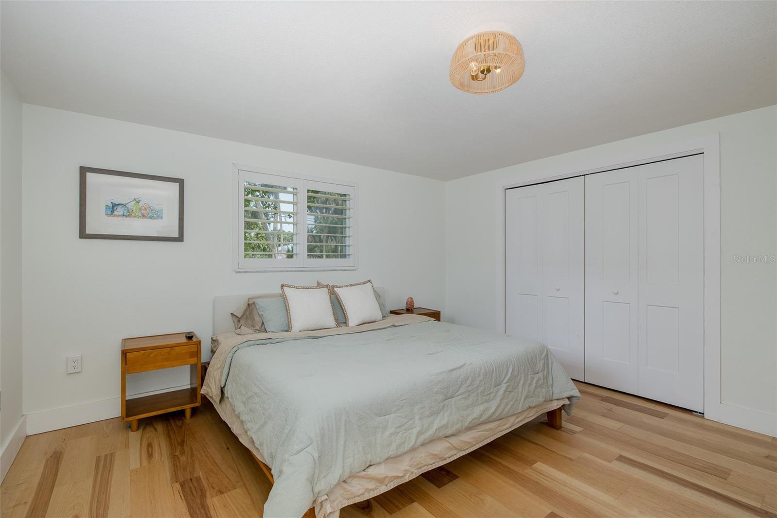 Listing photo id 25 for 7424 Grand Boulevard