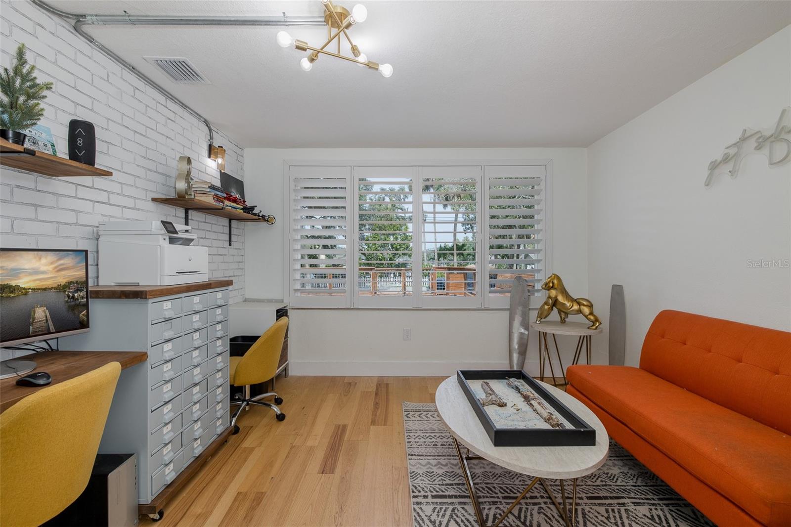 Listing photo id 33 for 7424 Grand Boulevard