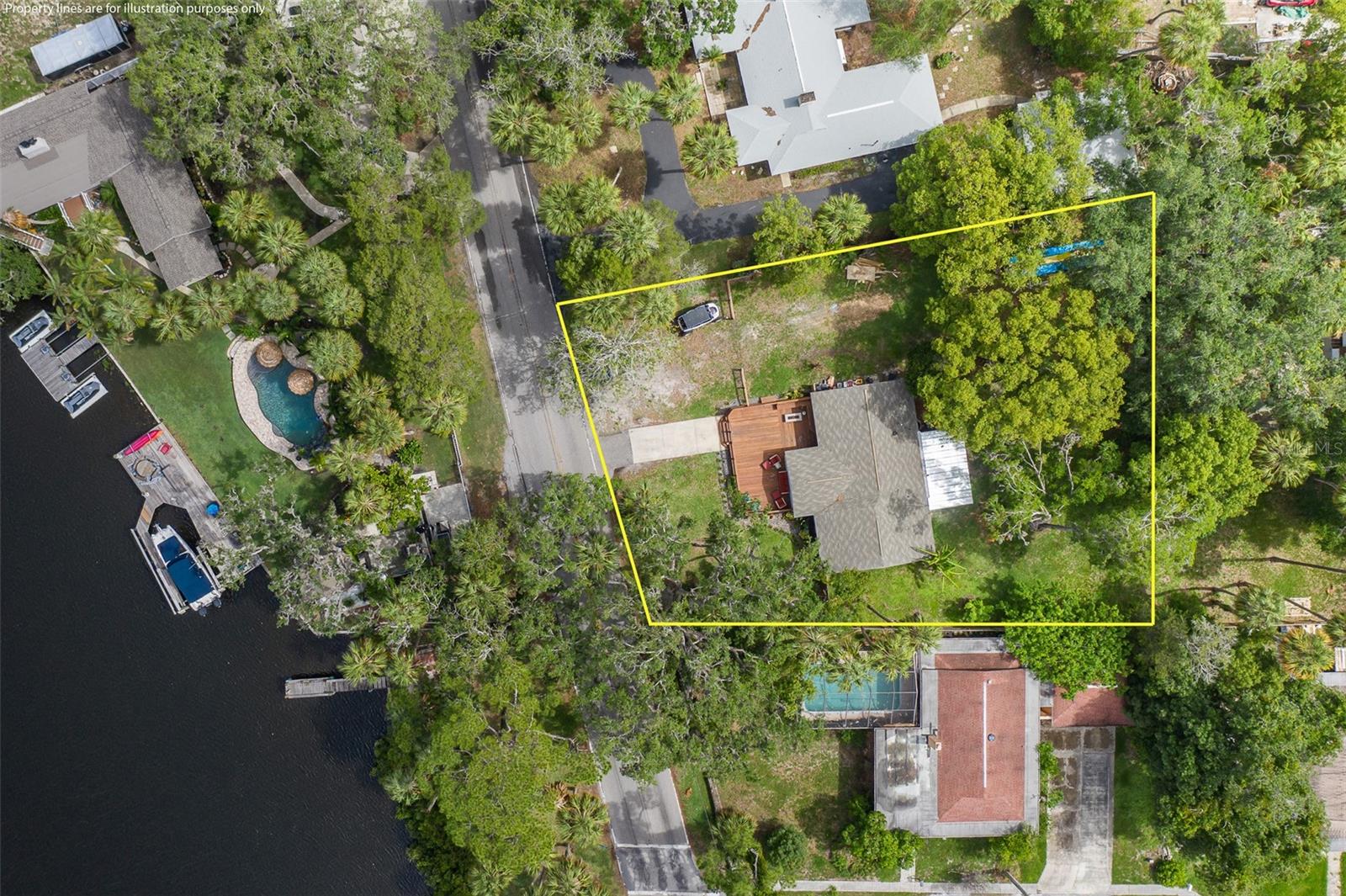 Listing photo id 45 for 7424 Grand Boulevard