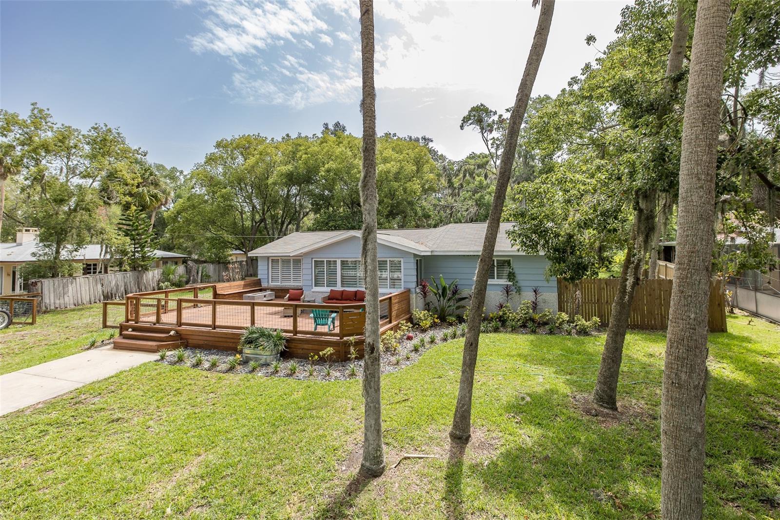 Listing photo id 52 for 7424 Grand Boulevard