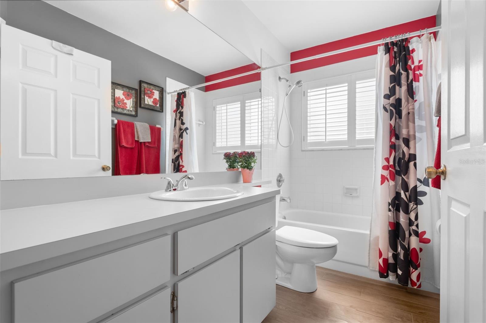 Image 15 of 26 For 7923 Woburn Street