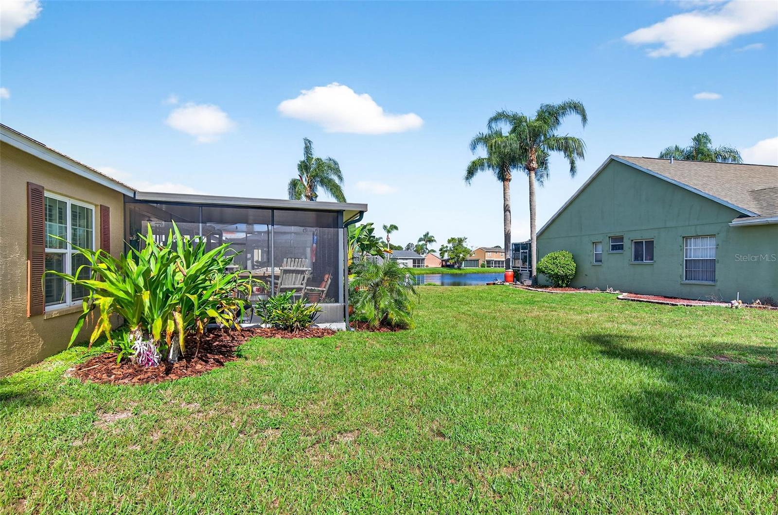 Listing photo id 40 for 7923 Woburn Street