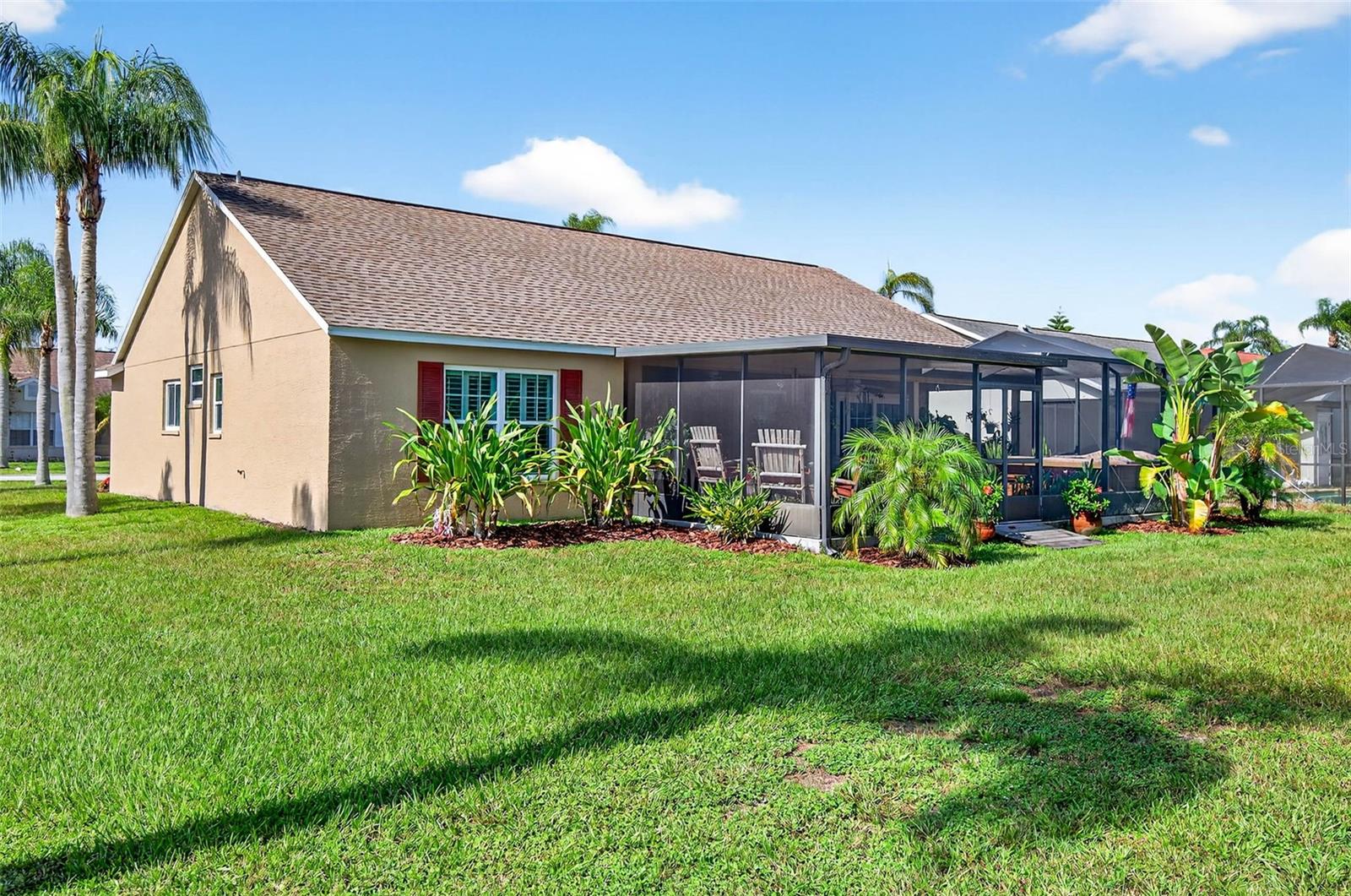 Listing photo id 41 for 7923 Woburn Street