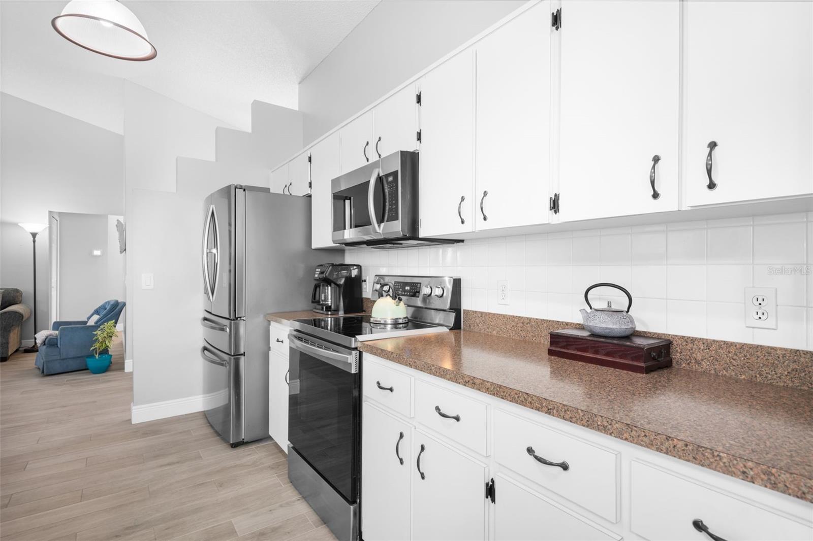 Image 8 of 26 For 7923 Woburn Street