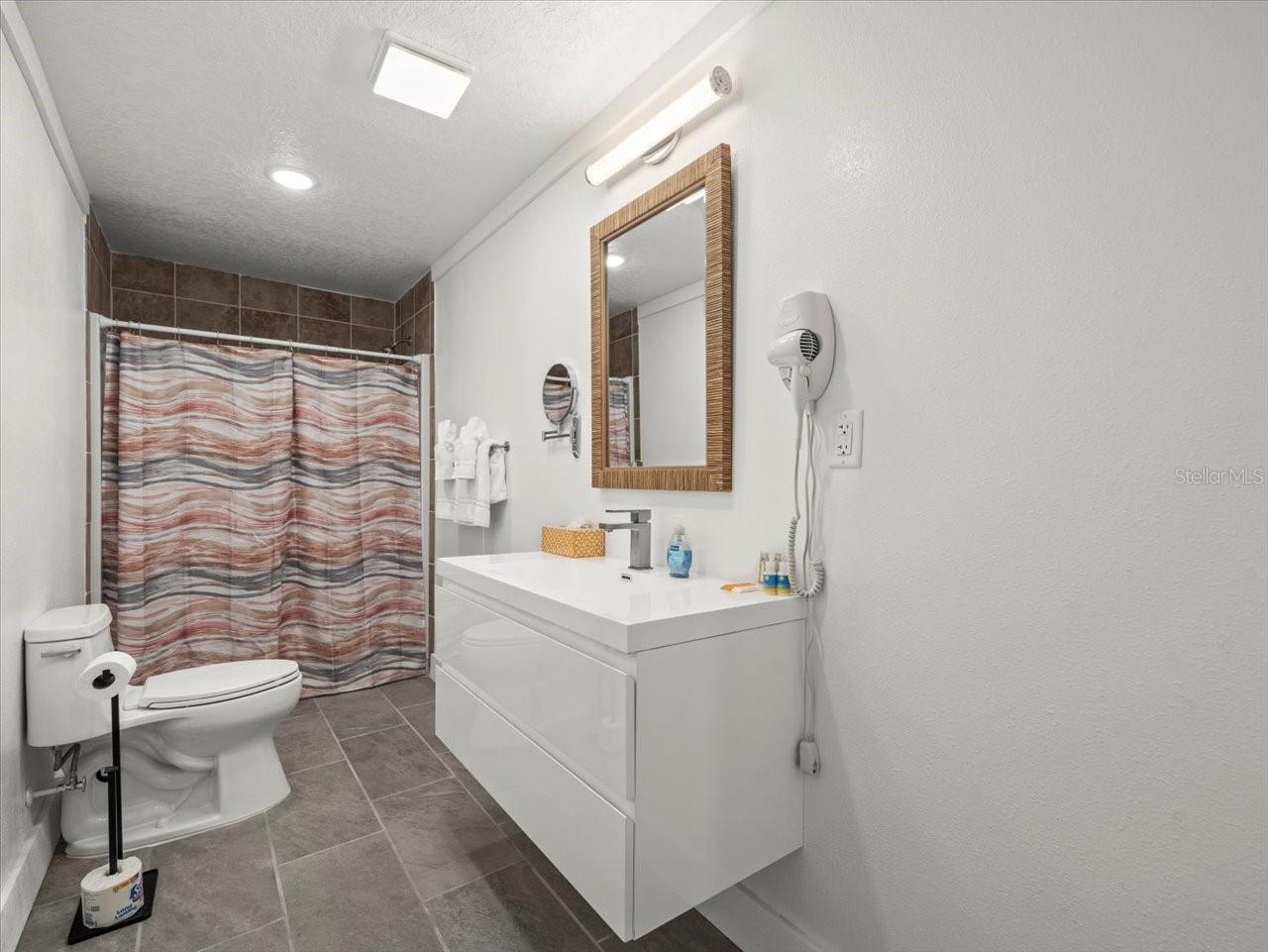 Image 59 of 93 For 4291 Shoal Line Boulevard 102