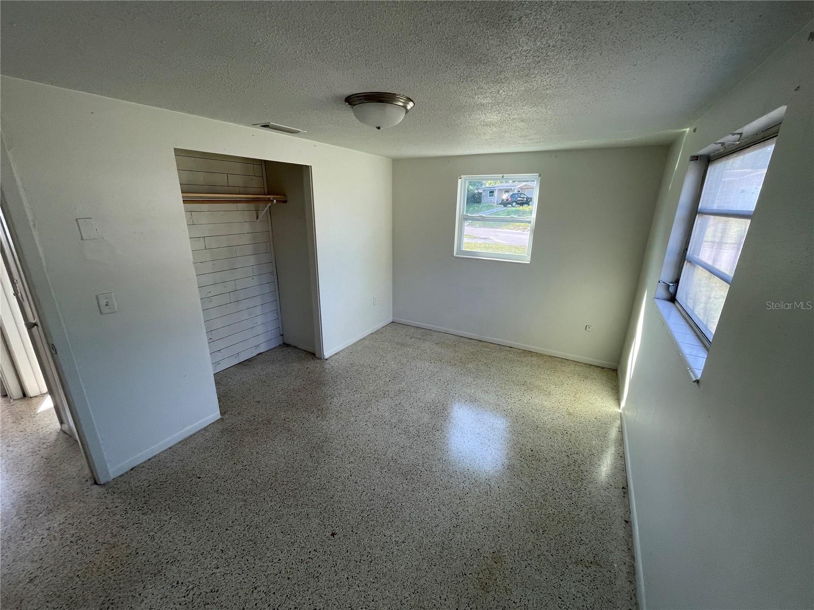 Image 16 of 24 For 7034 Bellaire Terrace