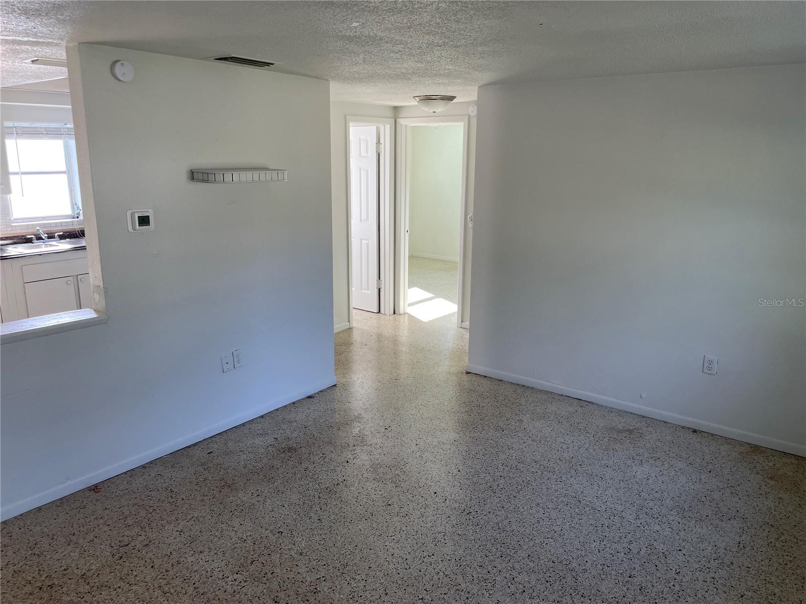 Image 3 of 24 For 7034 Bellaire Terrace