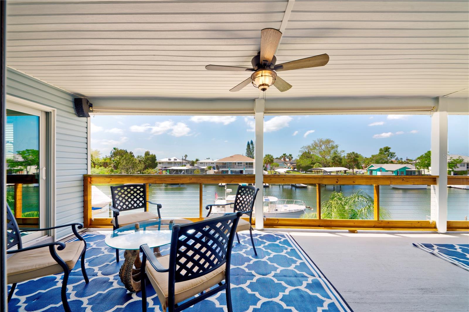 Listing photo id 10 for 4469 Bahama Drive