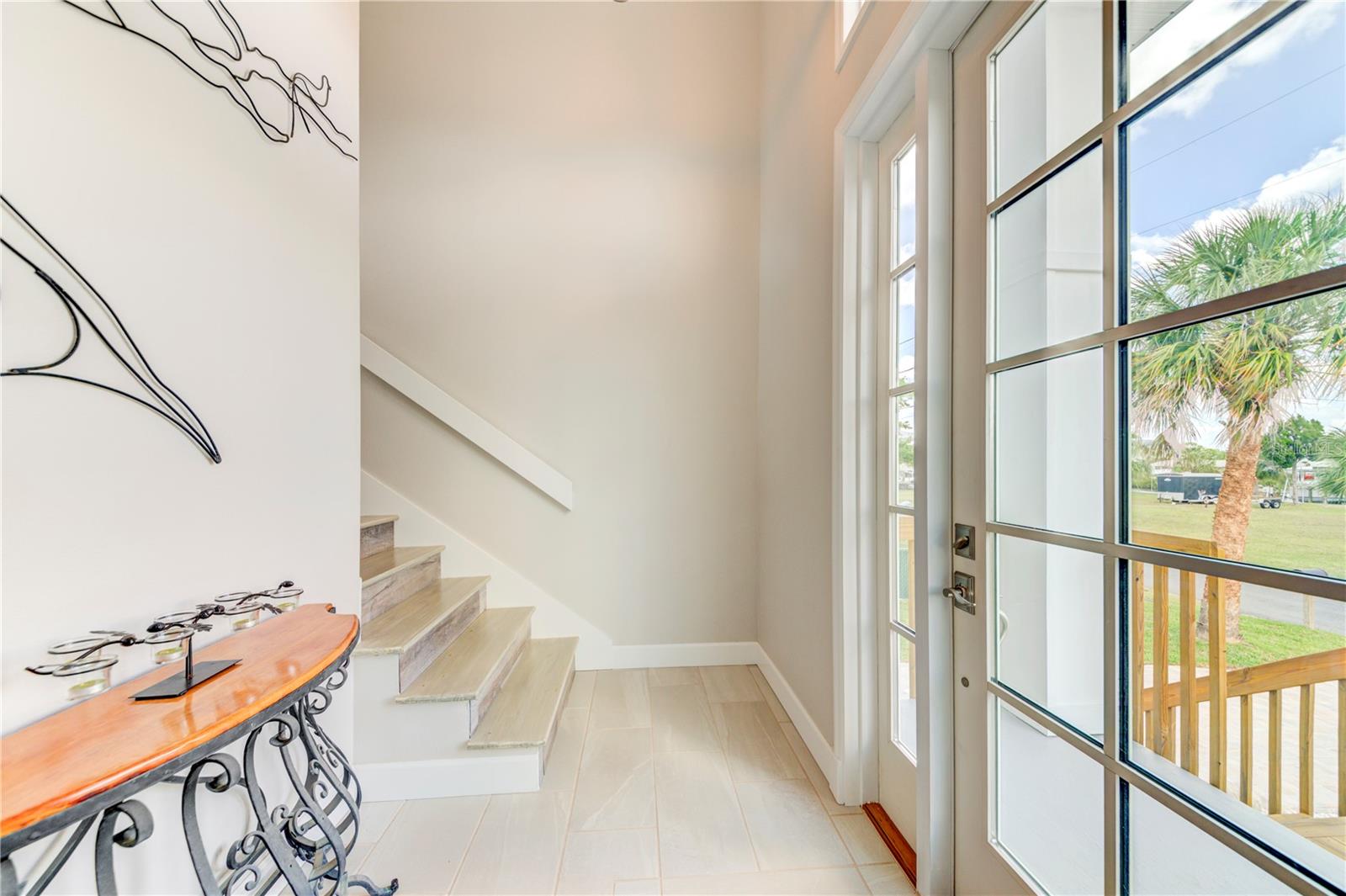 Listing photo id 7 for 4469 Bahama Drive