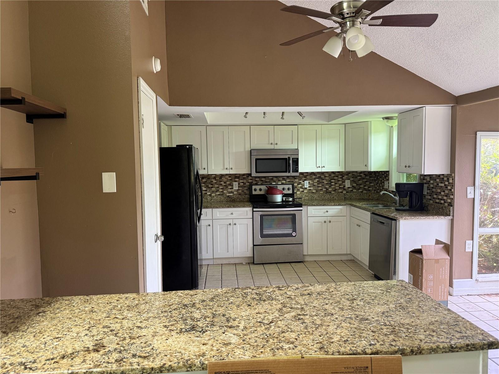 Image 3 of 8 For 9155 Pemberton Street