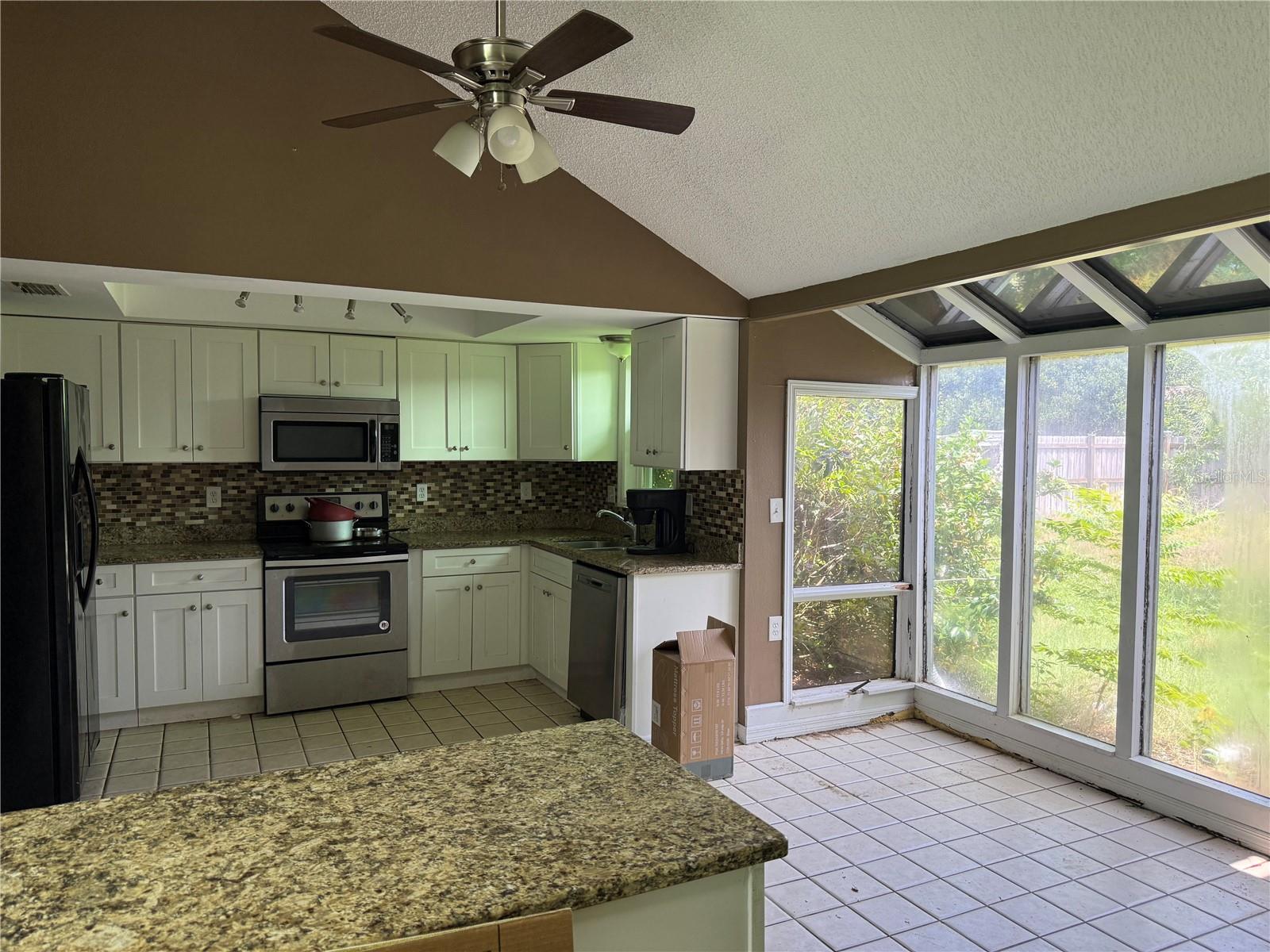 Image 4 of 8 For 9155 Pemberton Street