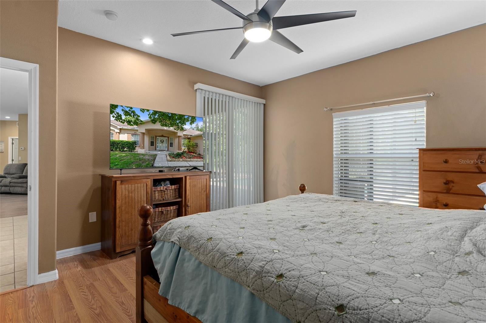 Image 17 of 67 For 15287 Coot Road