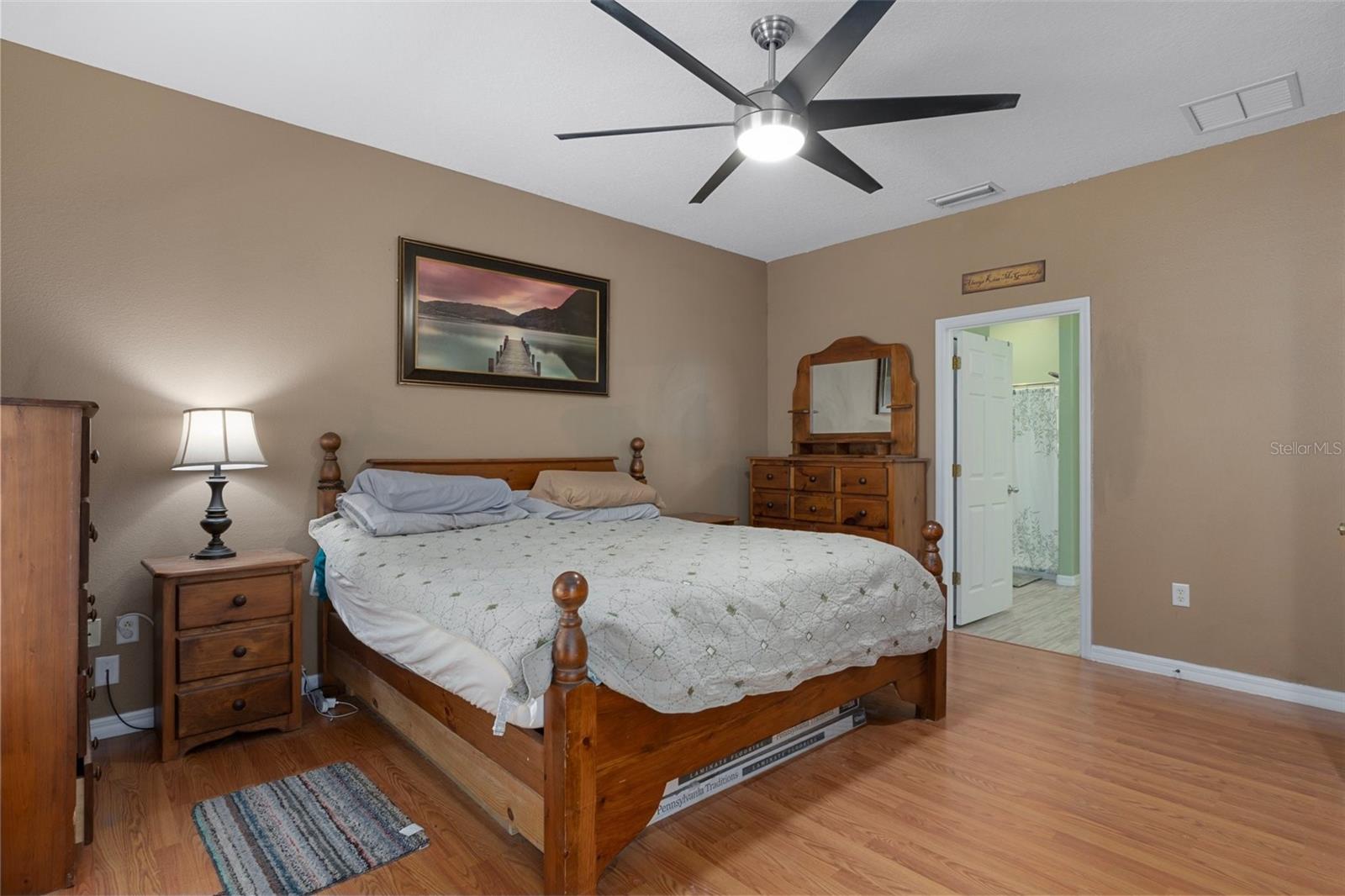 Image 18 of 67 For 15287 Coot Road