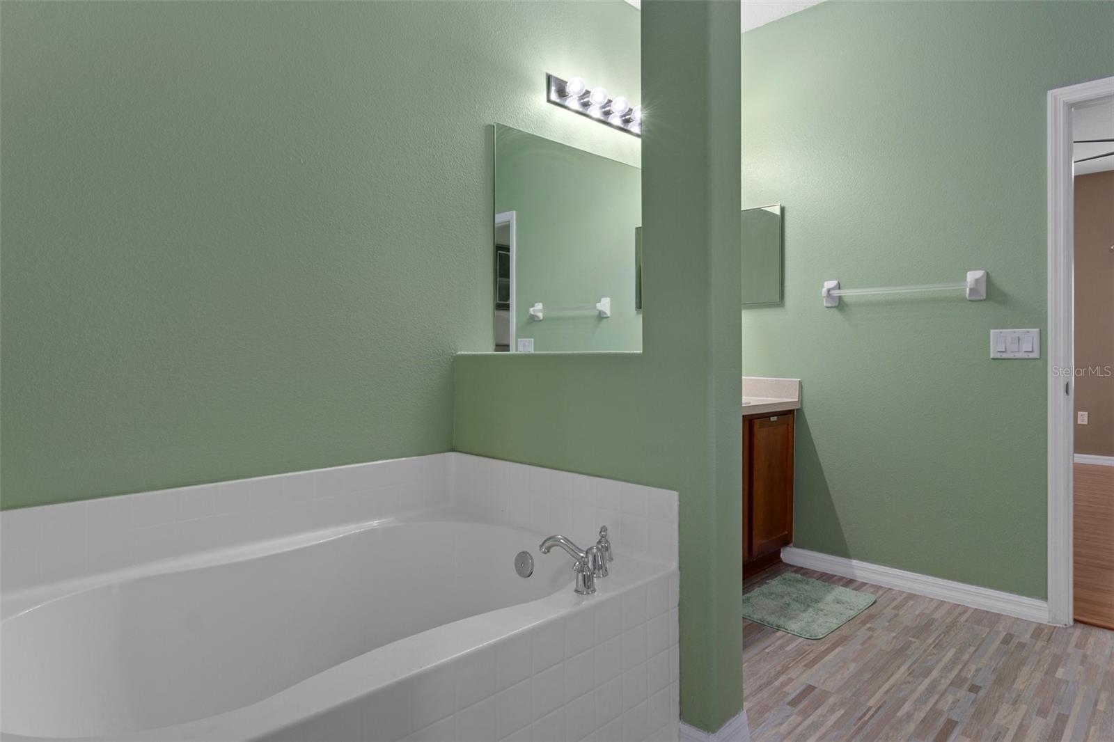 Image 22 of 67 For 15287 Coot Road