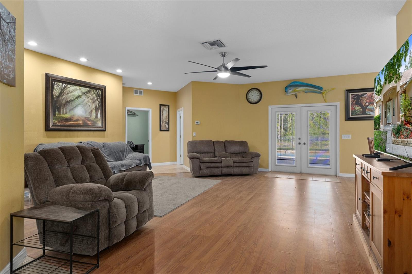 Image 5 of 67 For 15287 Coot Road