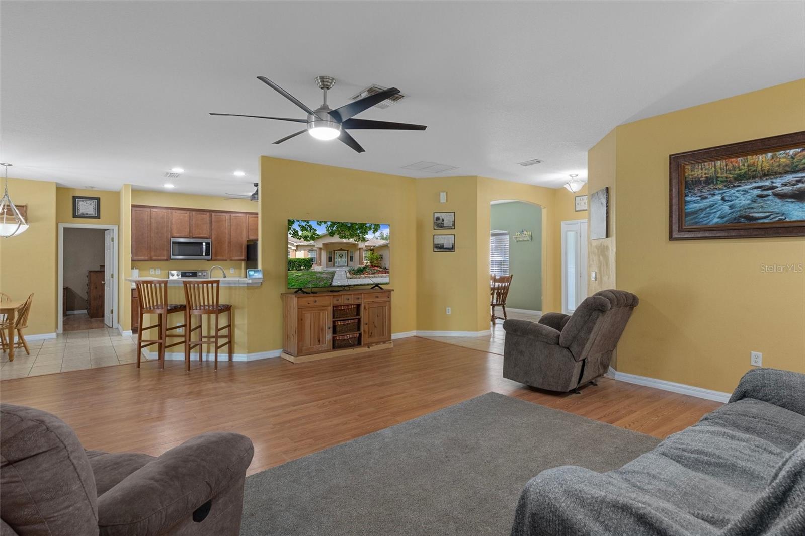 Image 7 of 67 For 15287 Coot Road