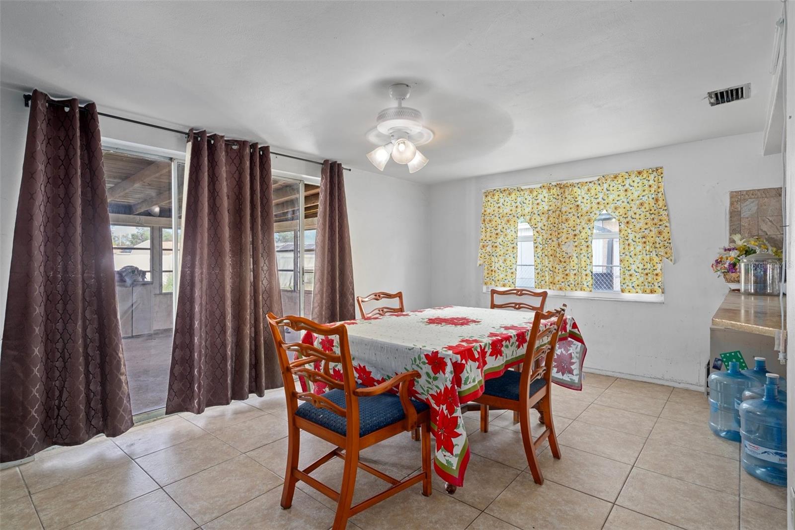 Image 13 of 40 For 7608 Dale Drive