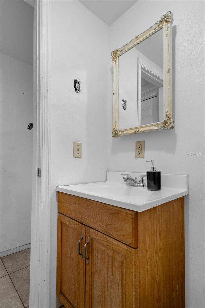 Image 16 of 40 For 7608 Dale Drive