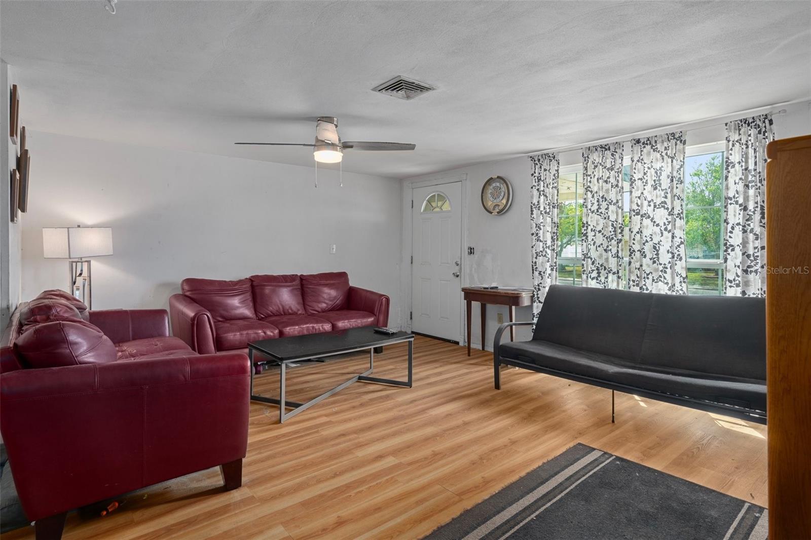 Image 6 of 40 For 7608 Dale Drive