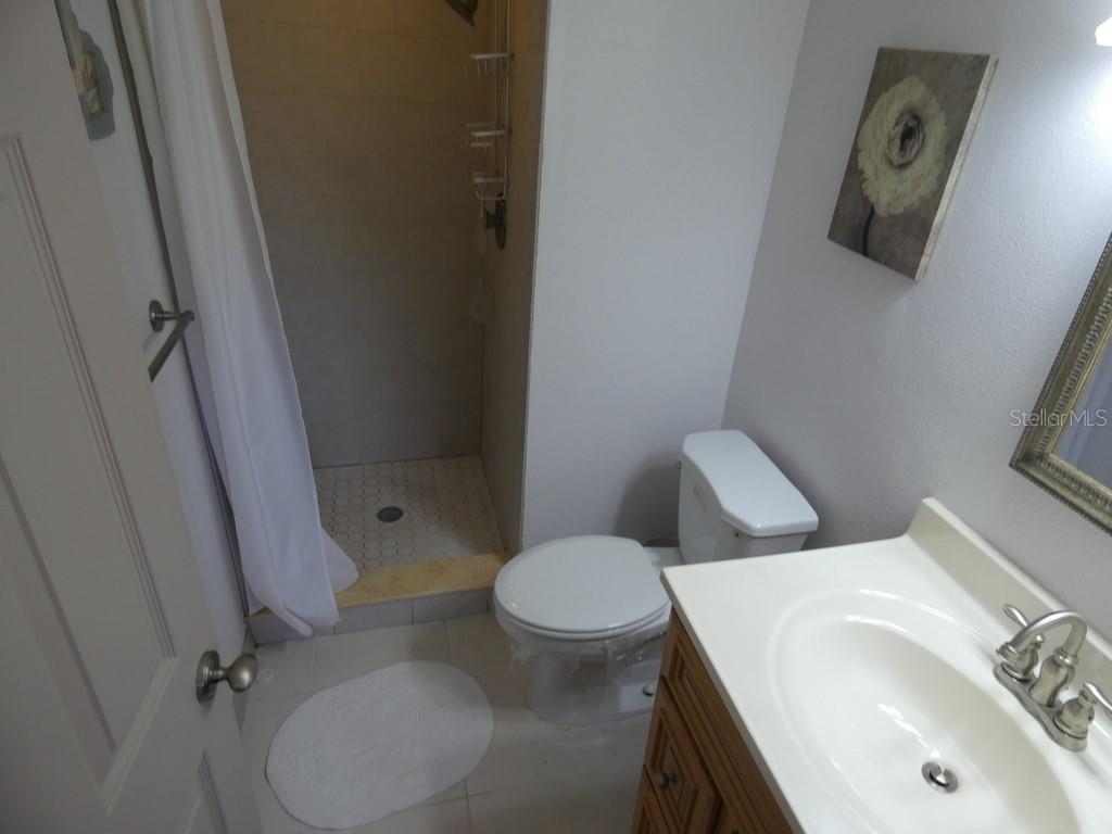 Image 18 of 32 For 13010 Wedgewood Way A