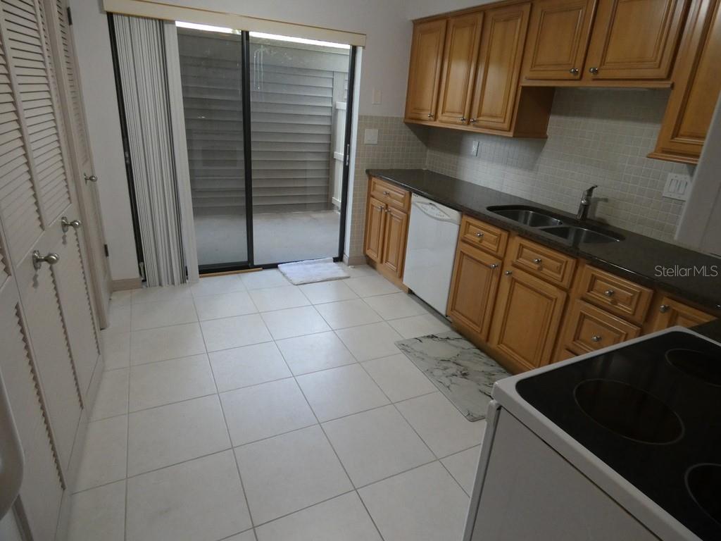Image 24 of 32 For 13010 Wedgewood Way A