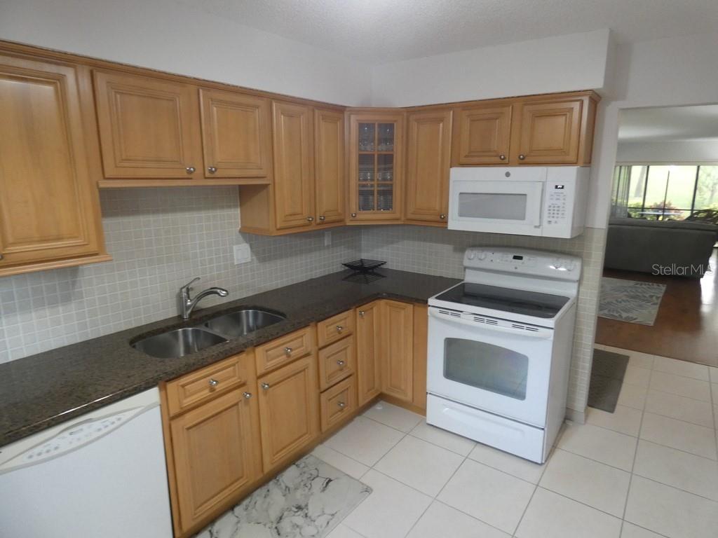 Image 25 of 32 For 13010 Wedgewood Way A