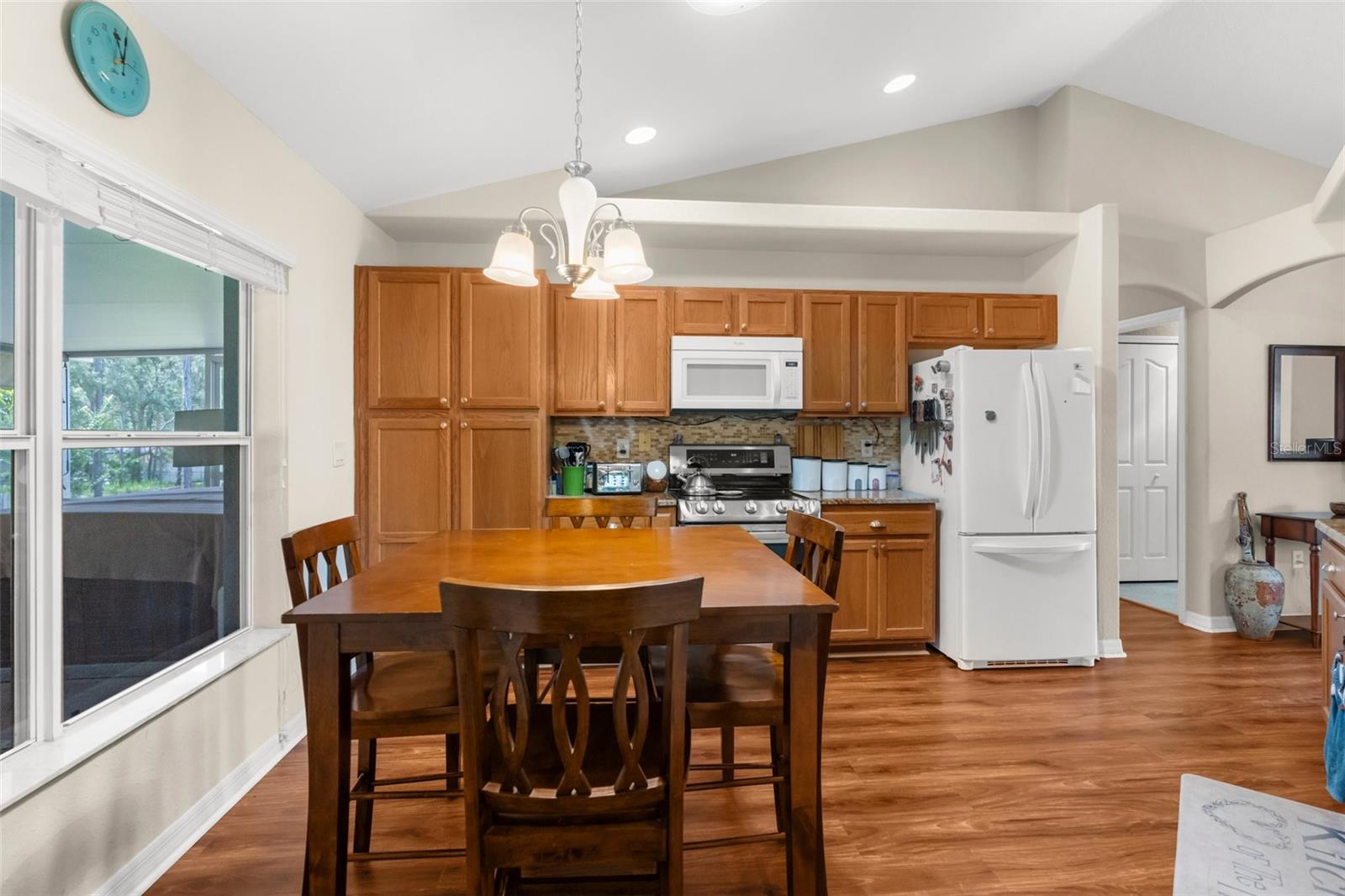 Listing photo id 39 for 13444 English Parrot Road