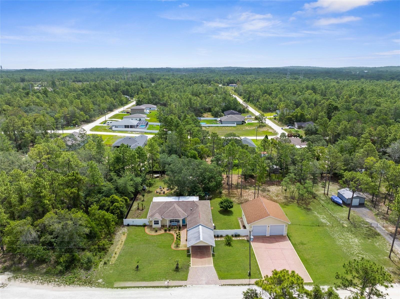 Listing photo id 51 for 13444 English Parrot Road