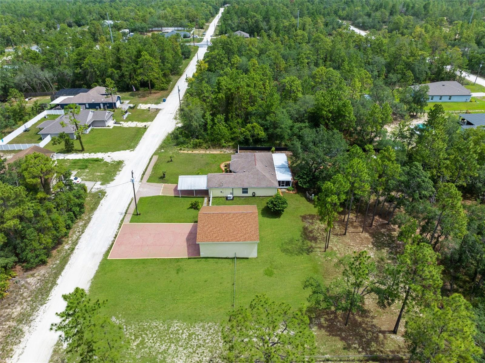 Listing photo id 53 for 13444 English Parrot Road