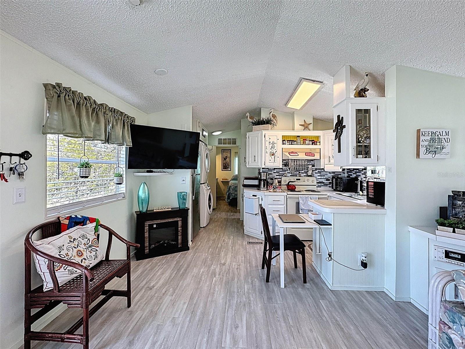 Image 5 of 18 For 9482 Gray Fox Drive