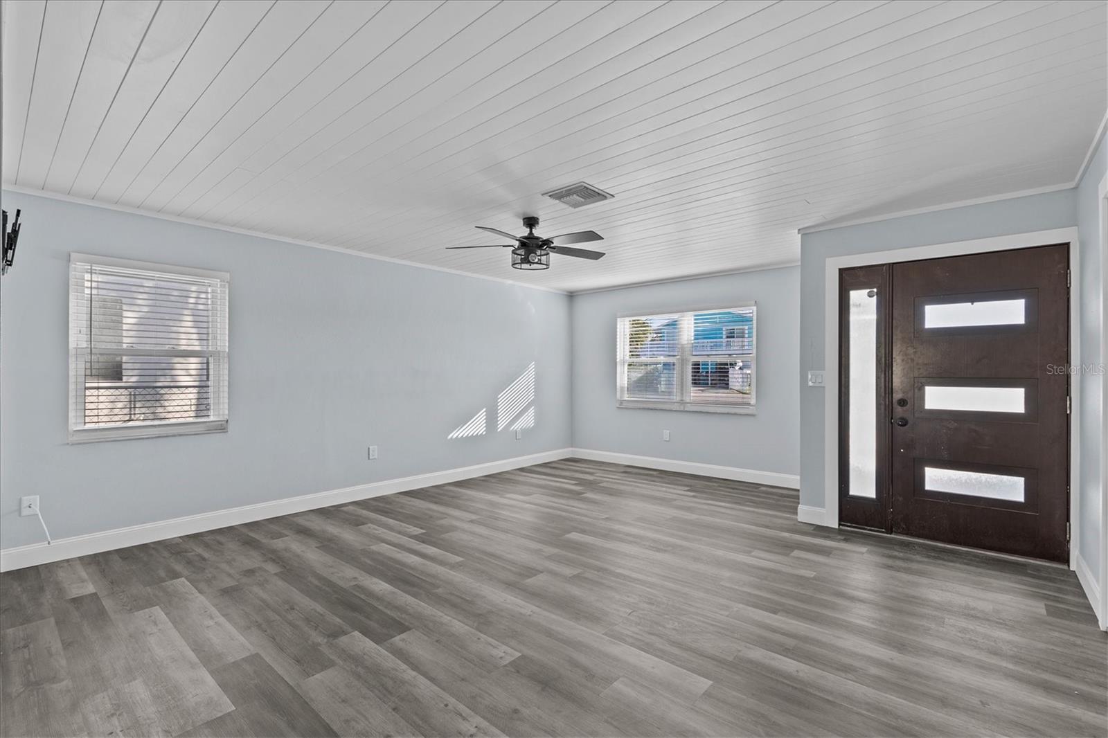 Image 11 of 44 For 13821 Judy Avenue