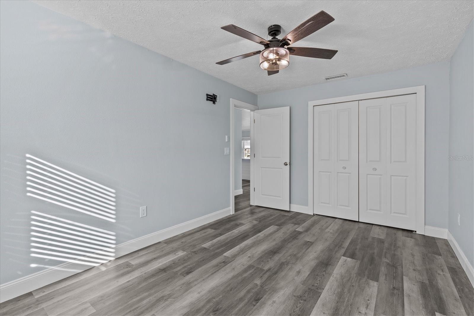 Image 30 of 44 For 13821 Judy Avenue