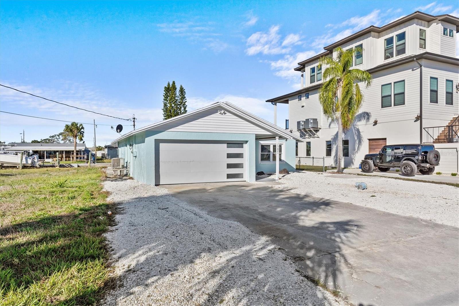 Image 7 of 44 For 13821 Judy Avenue